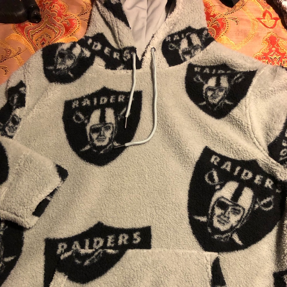 Raiders hoodie